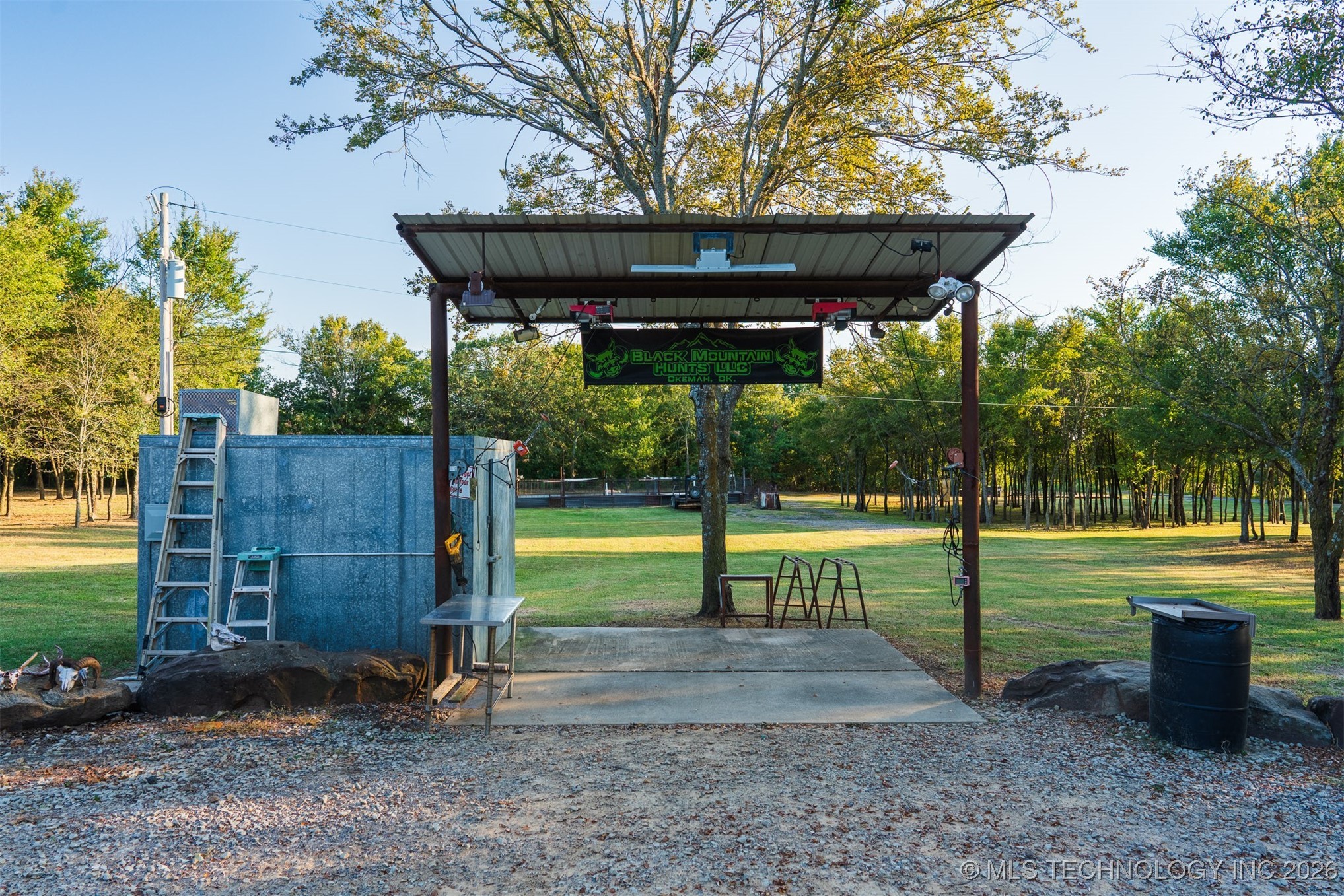 106082 N 3810 Street Property Photo 41