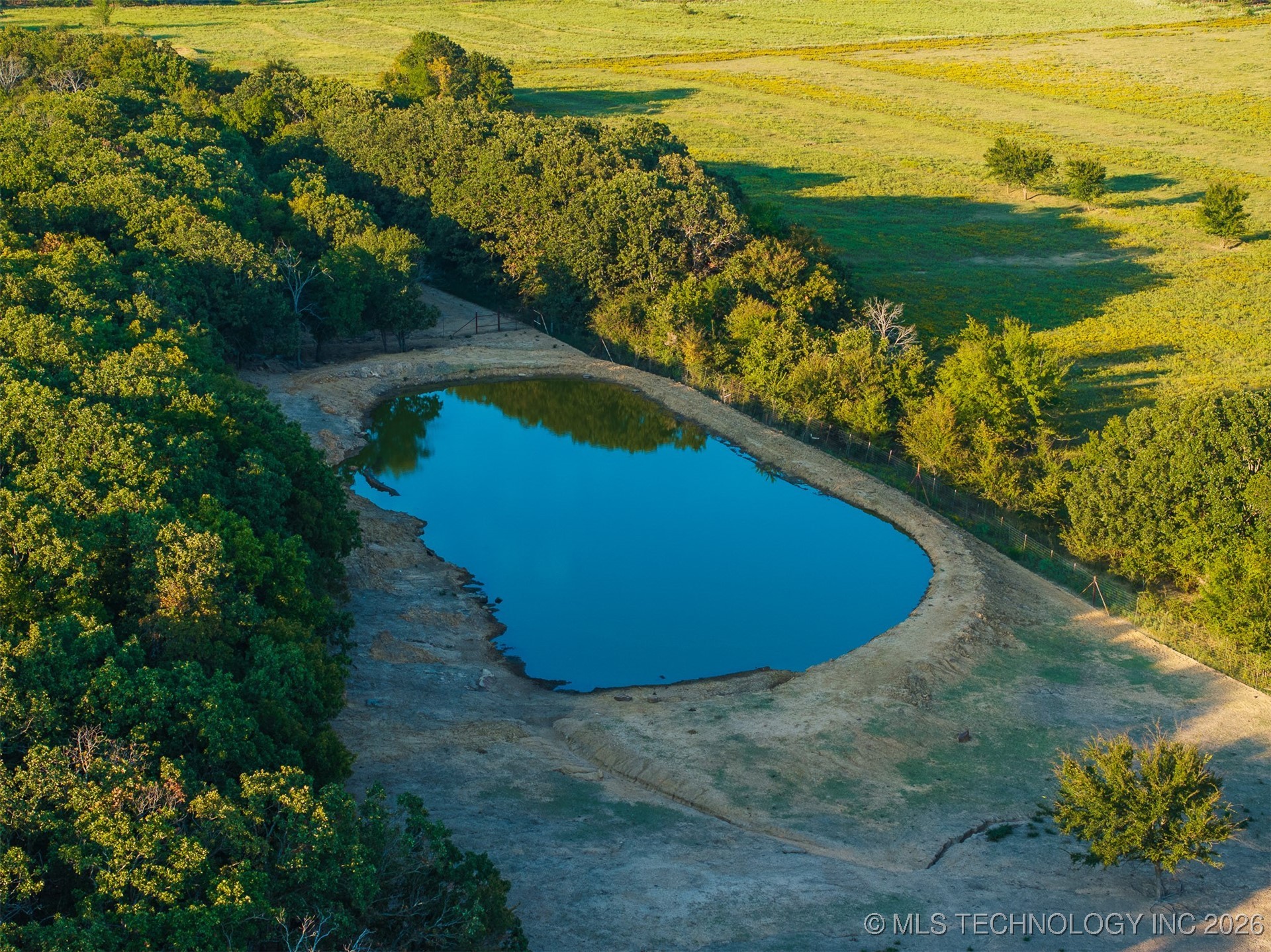 106082 N 3810 Street Property Photo 46