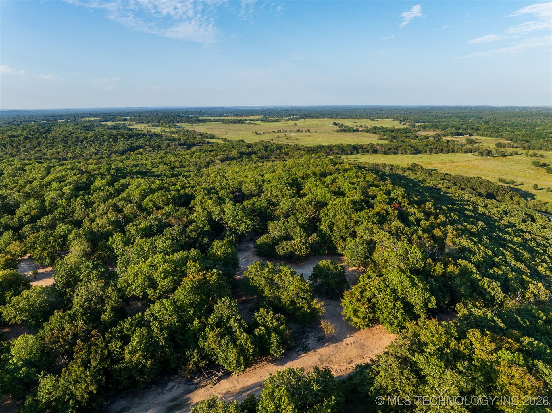 106082 N 3810 Street Property Photo 64