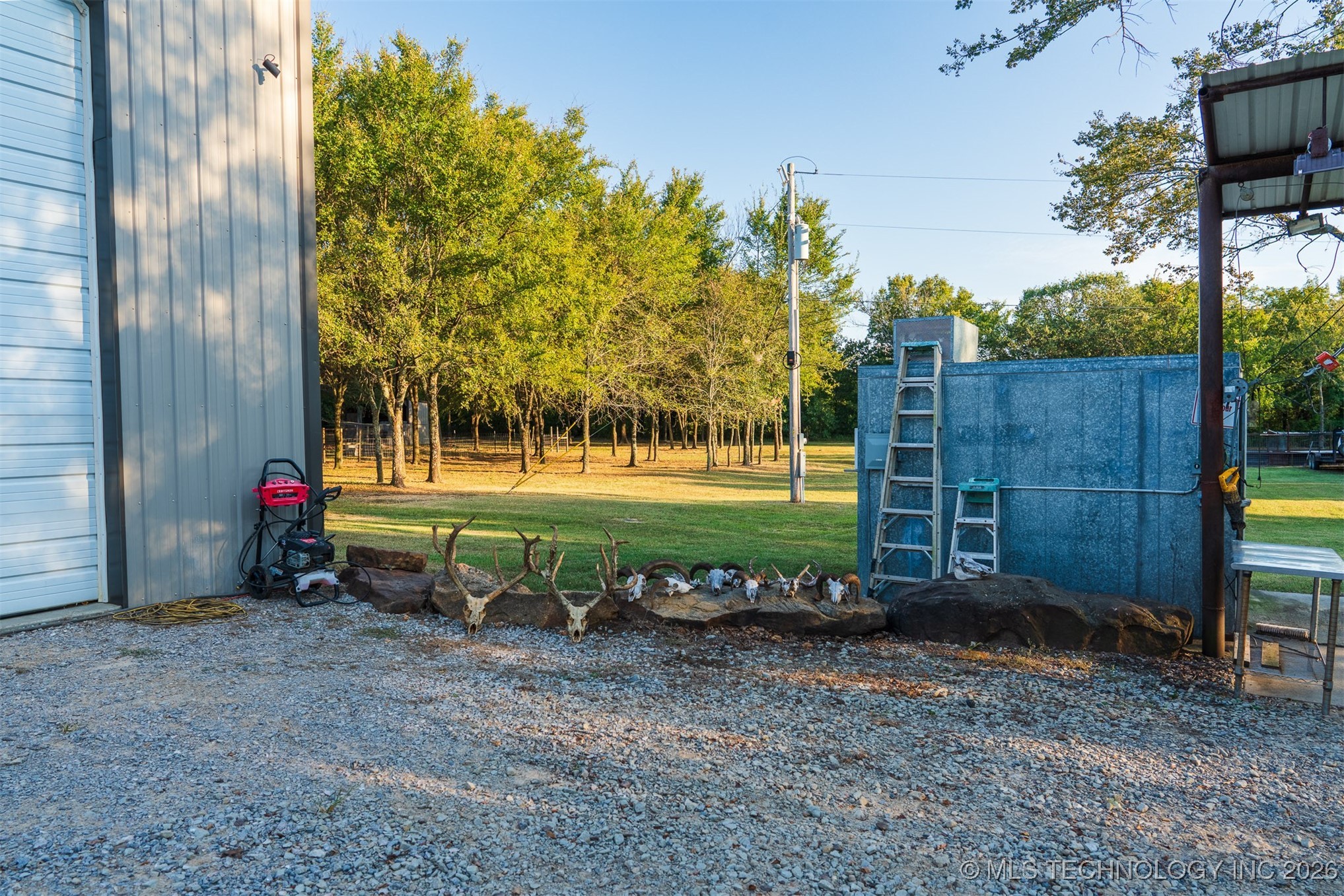 106082 N 3810 Street Property Photo 79