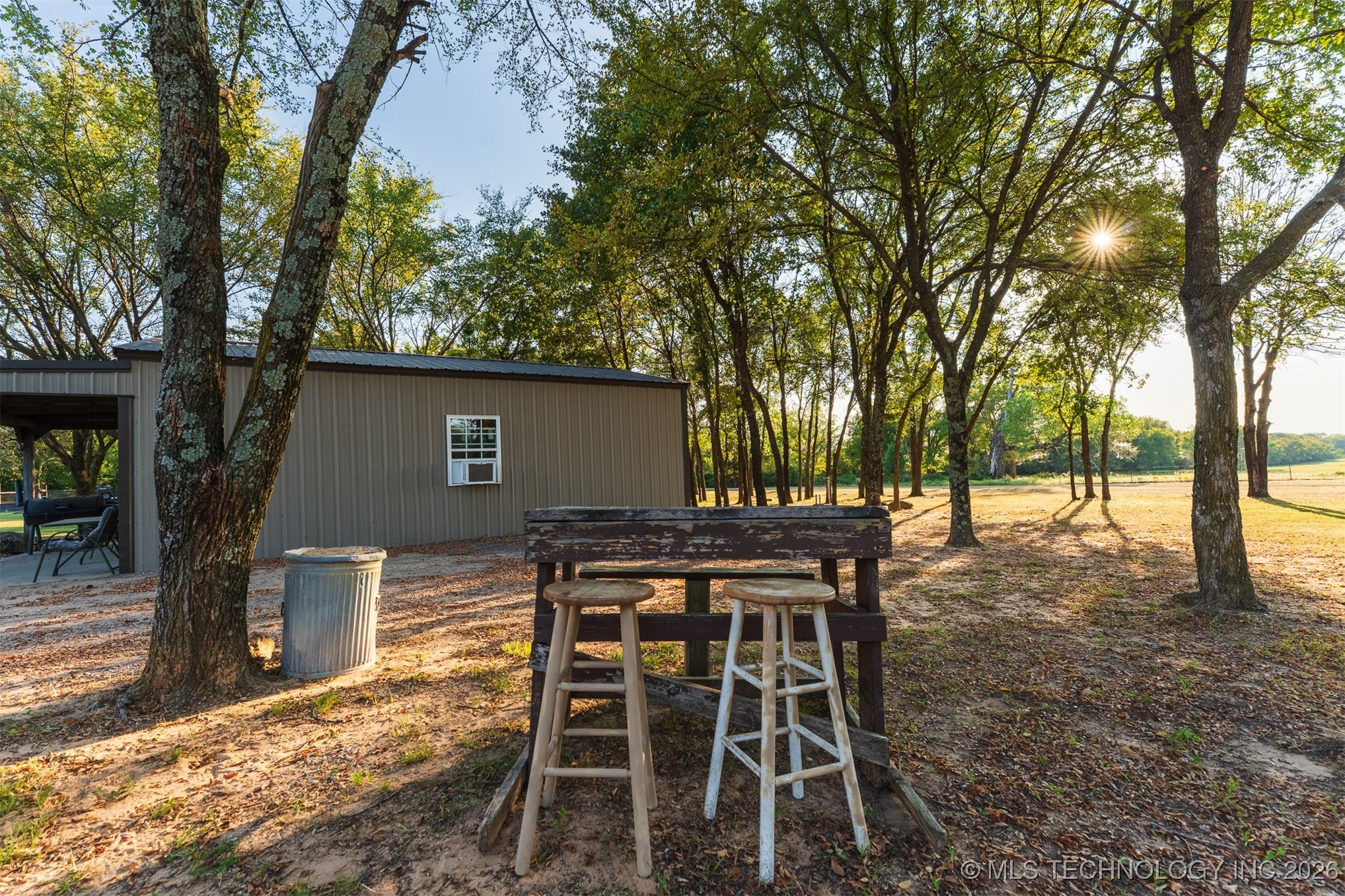 106082 N 3810 Street Property Photo 81