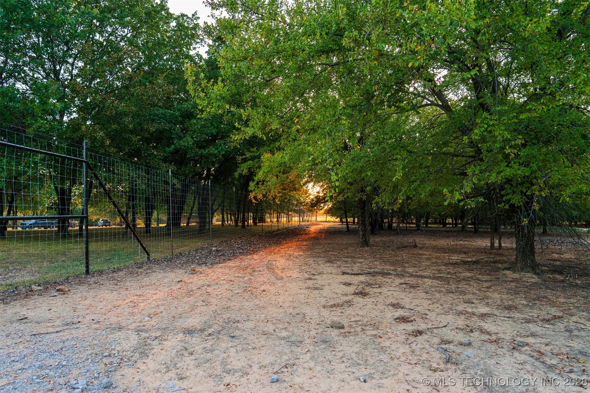 106082 N 3810 Street Property Photo 87