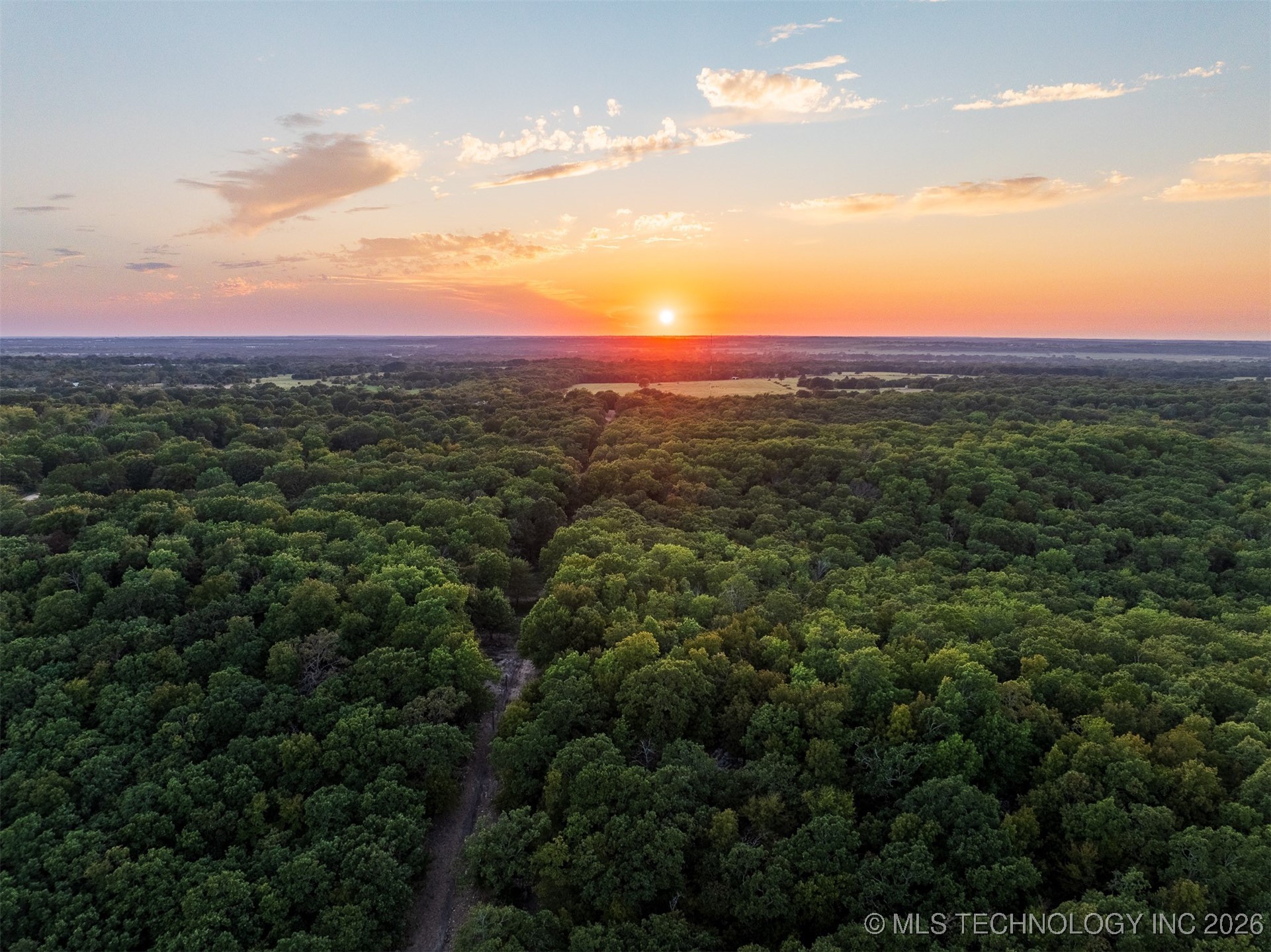 106082 N 3810 Street Property Photo 97