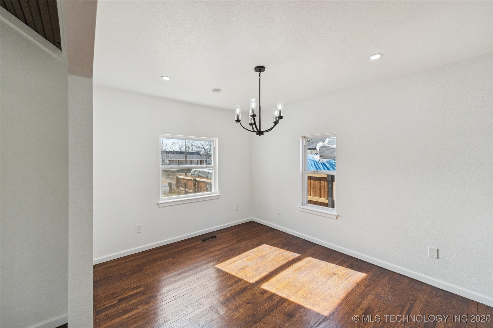 4129 W 8th Street Property Photo 7