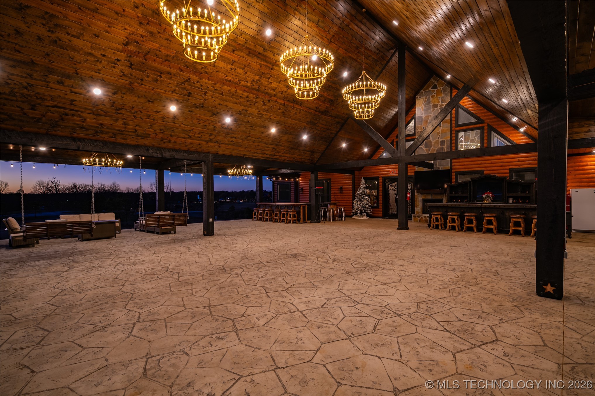 5148 N Us Highway 259 Property Photo 10