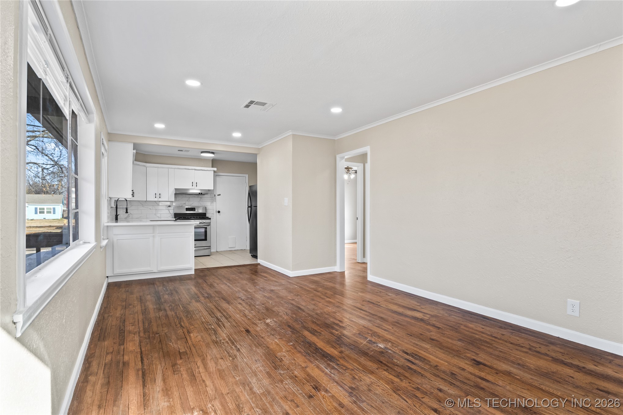 4711 S Boston Avenue Property Photo 5