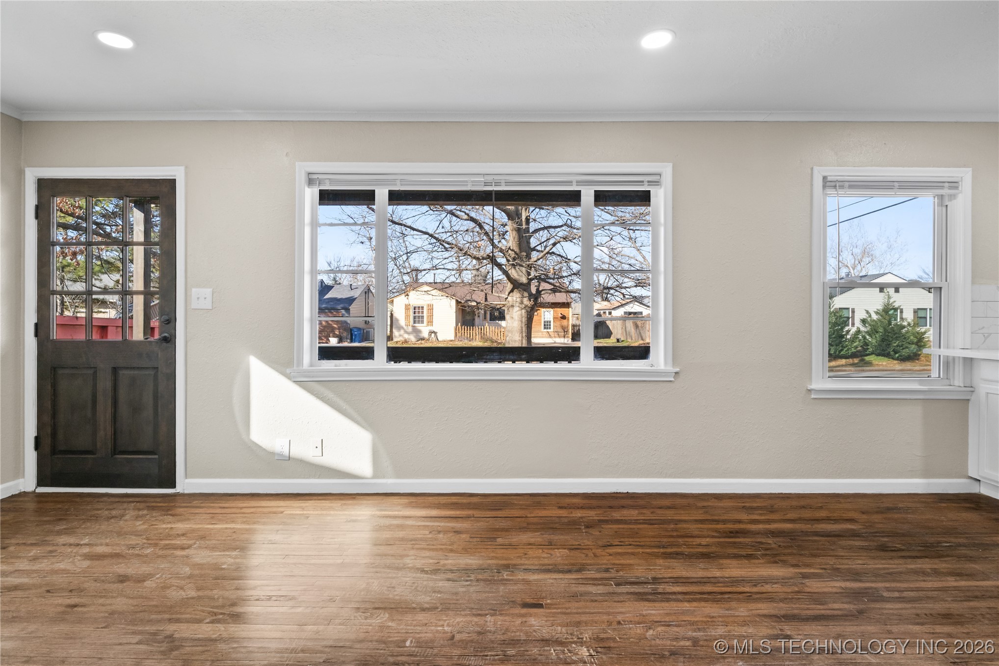 4711 S Boston Avenue Property Photo 8