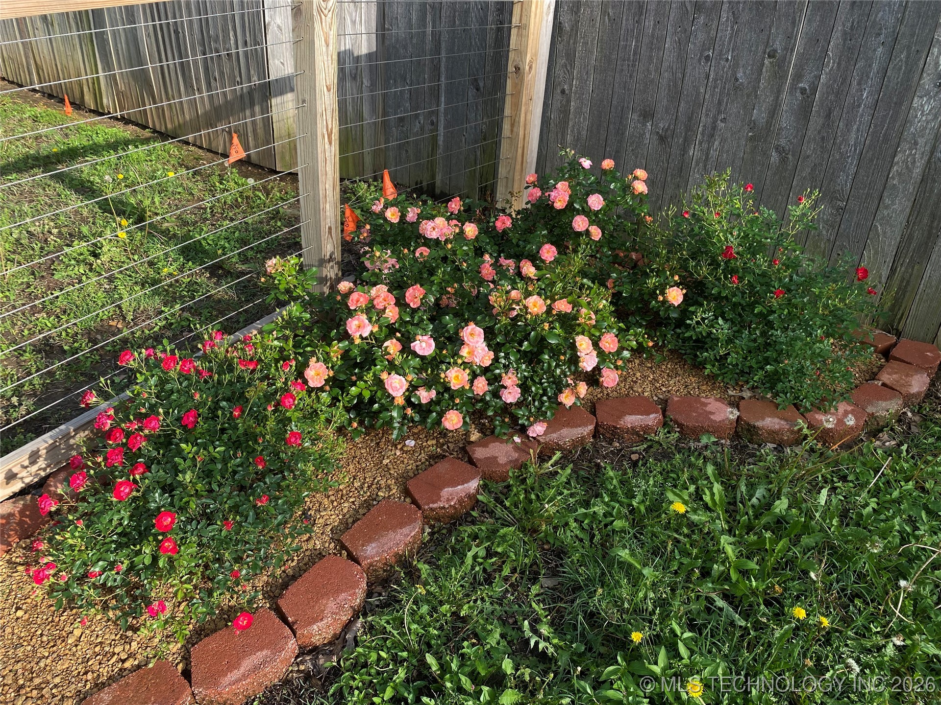 809 Warwick Drive Property Photo 20