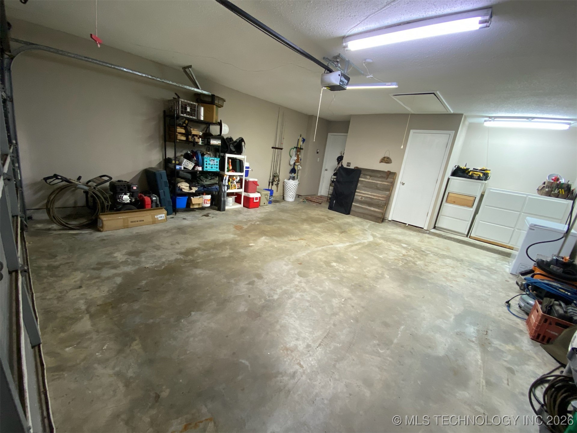 809 Warwick Drive Property Photo 23