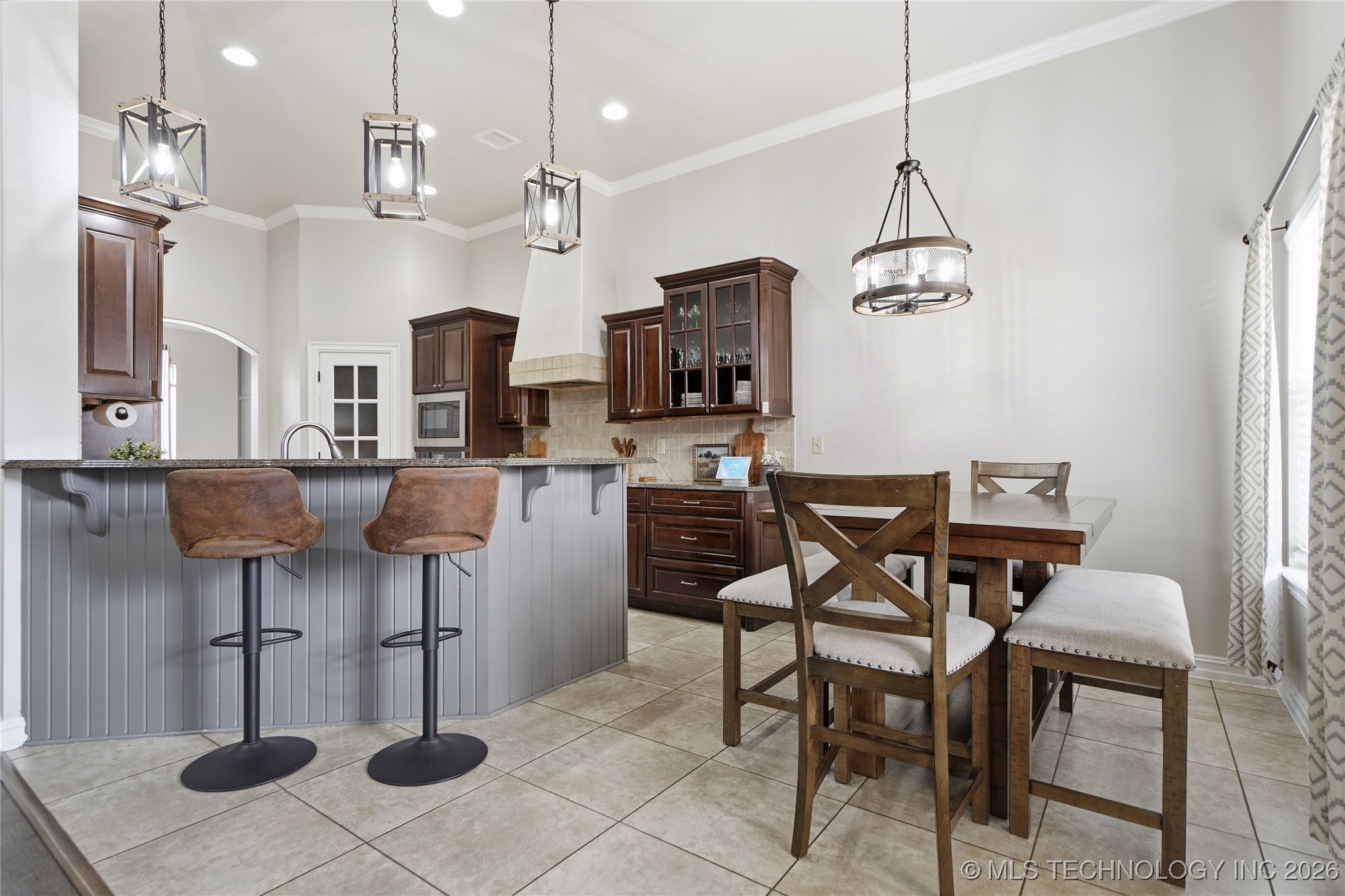 2512 E 138th Court S Property Photo 9