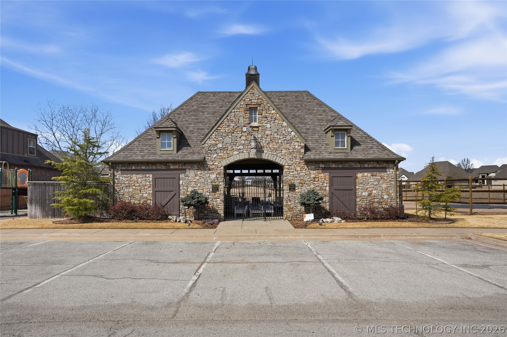 2512 E 138th Court S Property Photo 62