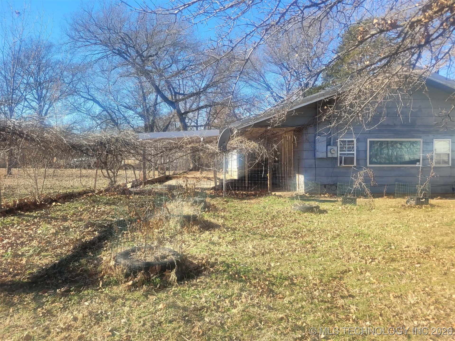 521 N Elm Street Property Photo 3