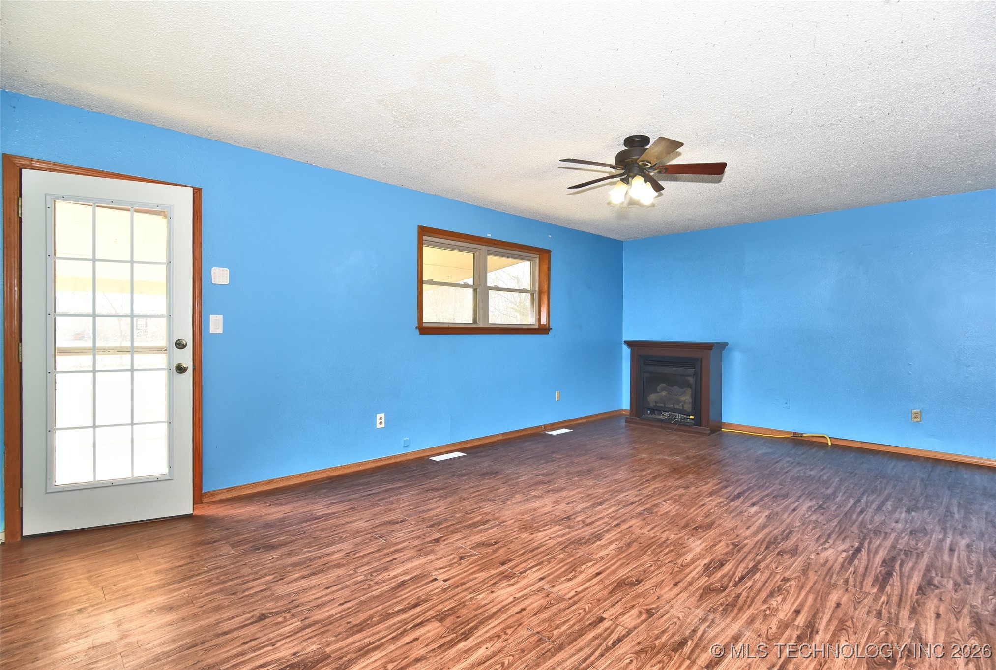 139 Meadow View Street Property Photo 8