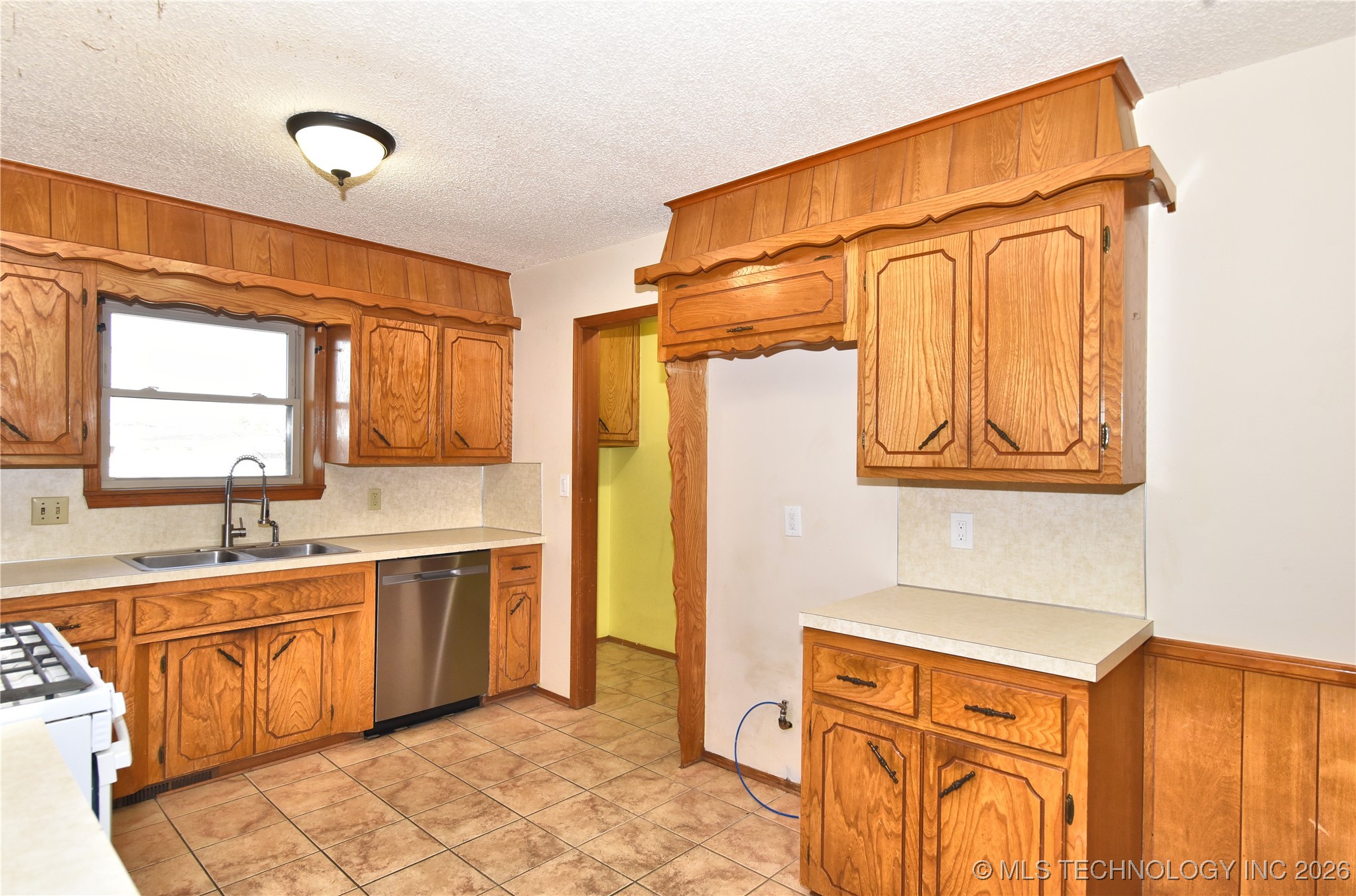 139 Meadow View Street Property Photo 14