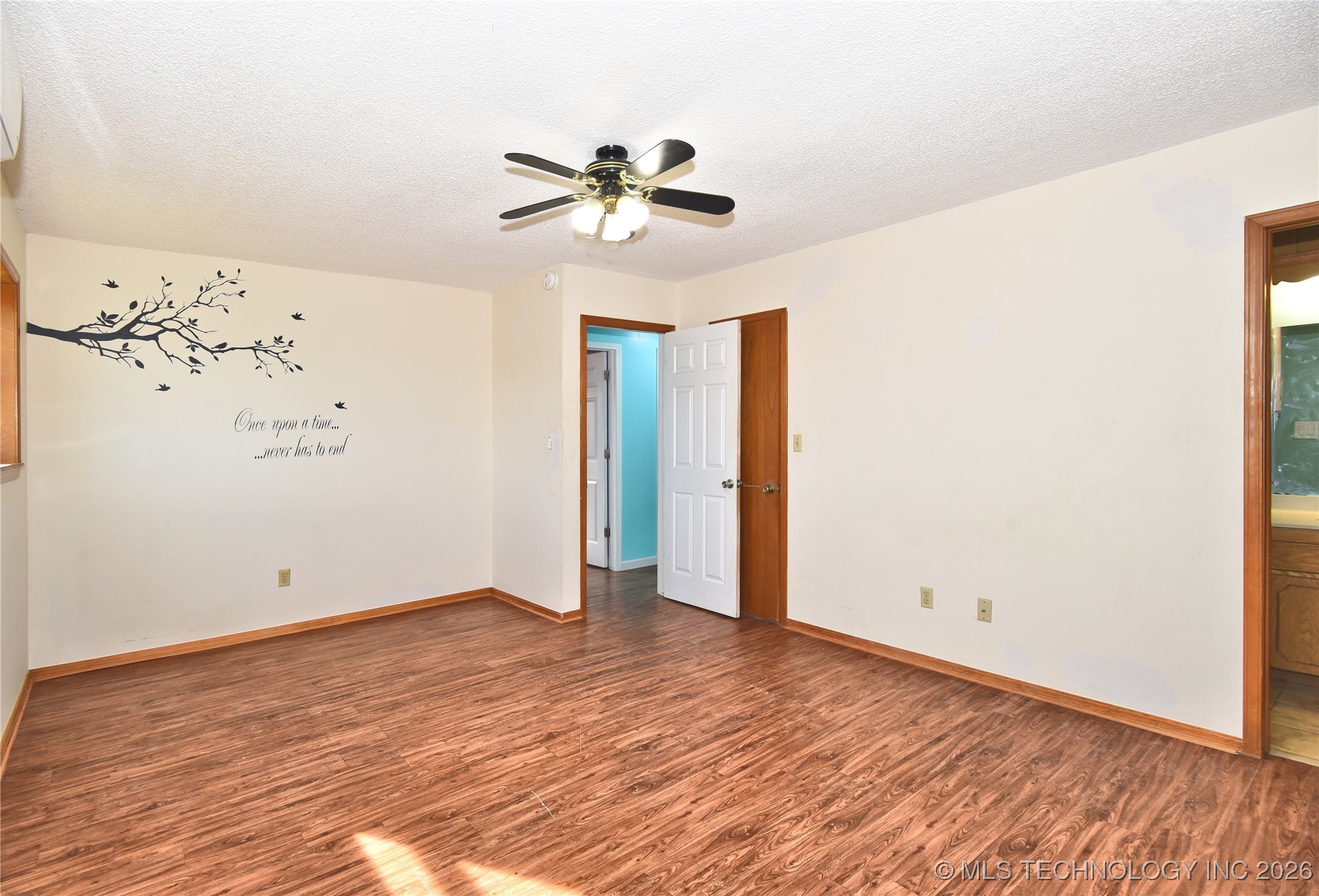 139 Meadow View Street Property Photo 18