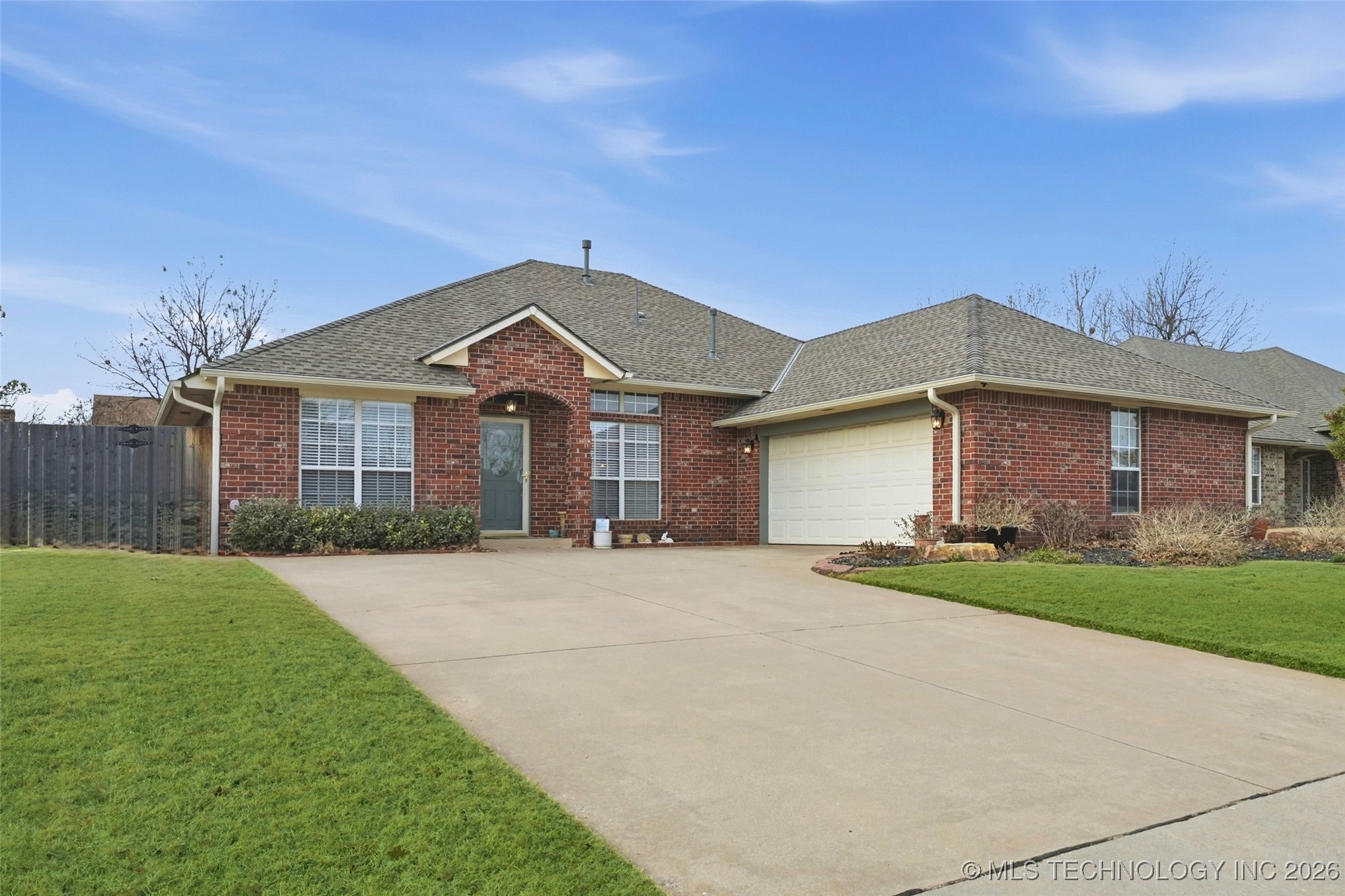 10513 Admiral Drive Property Photo 1