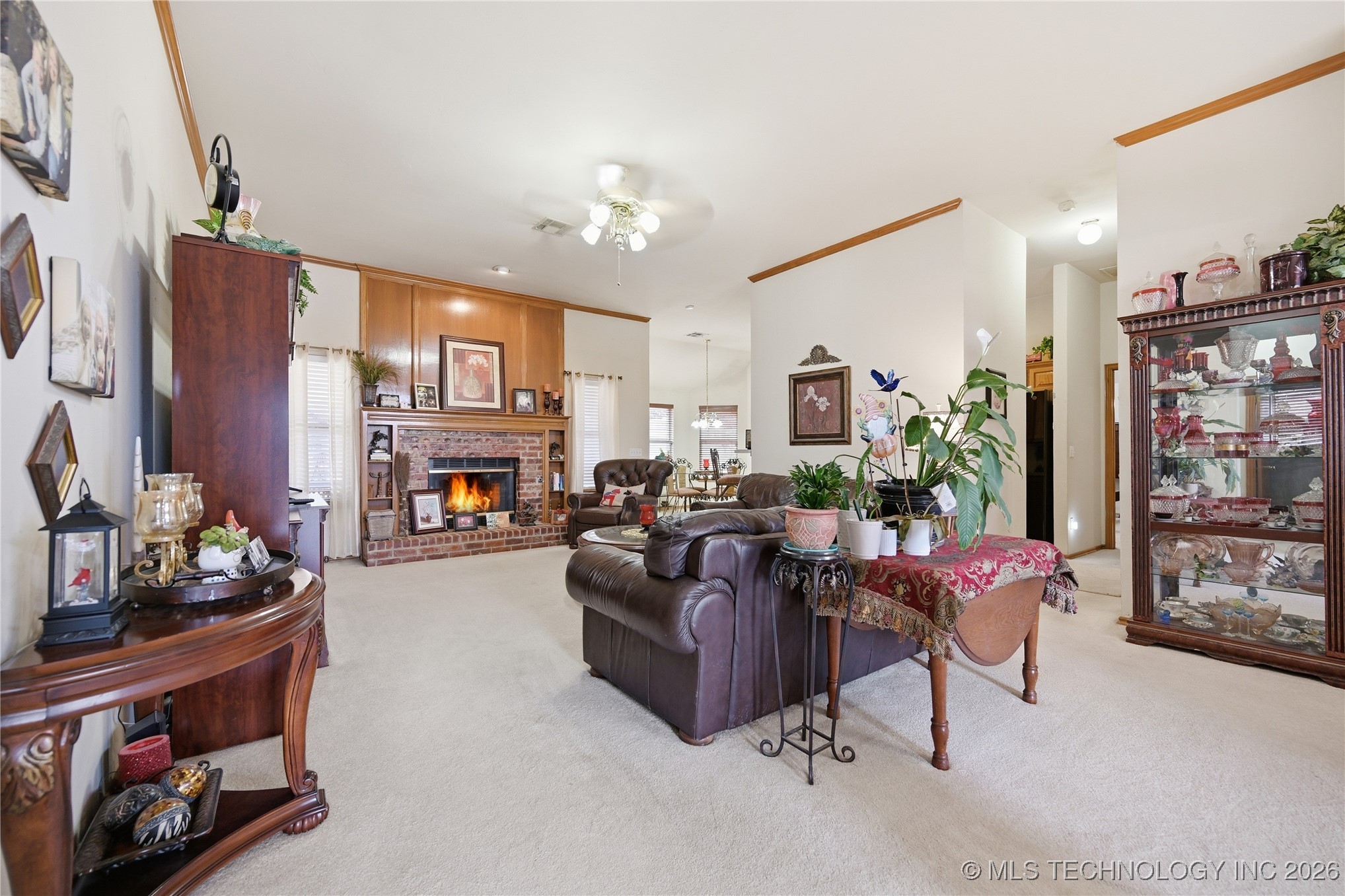 10513 Admiral Drive Property Photo 8