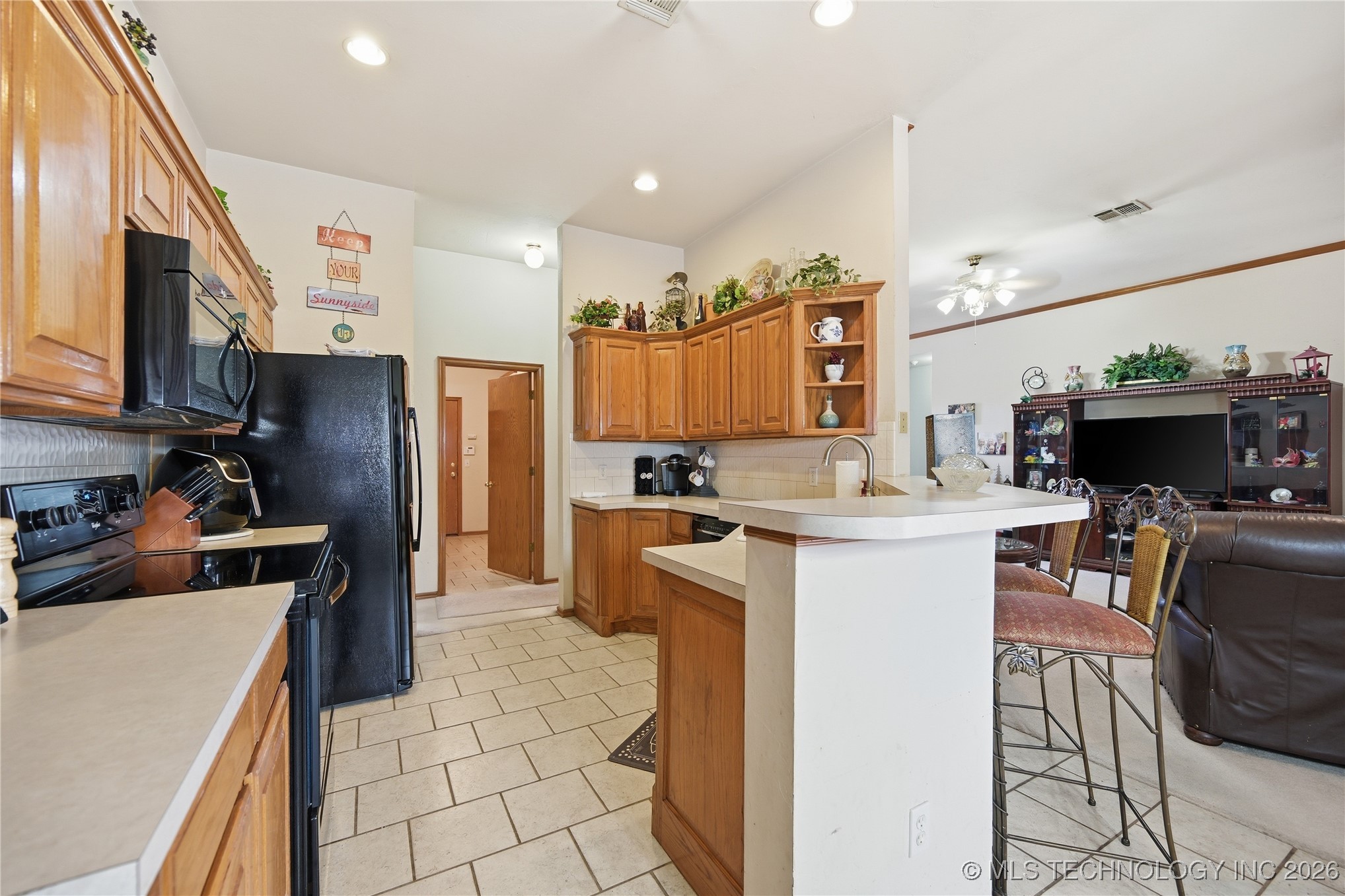 10513 Admiral Drive Property Photo 16