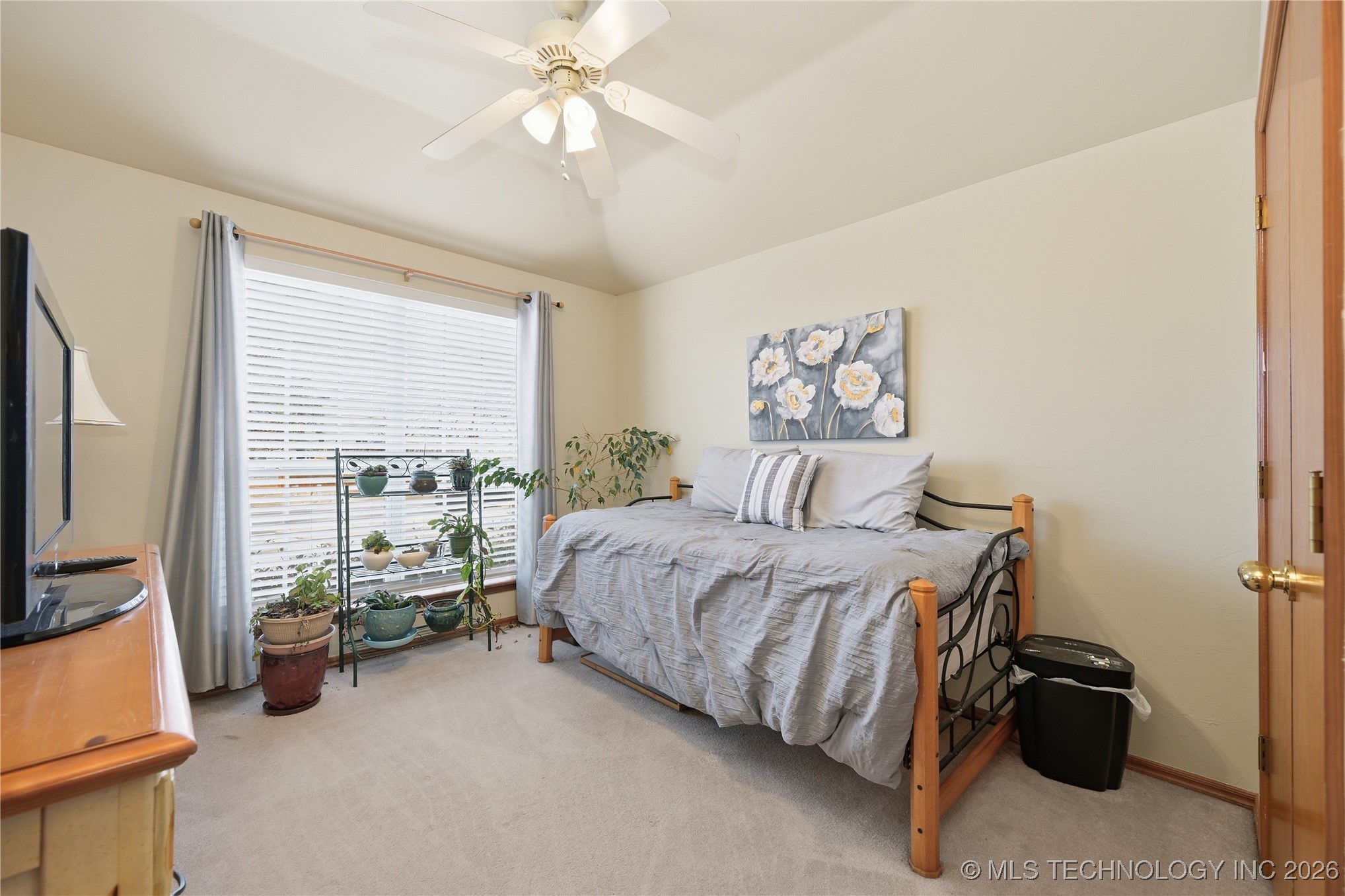 10513 Admiral Drive Property Photo 17