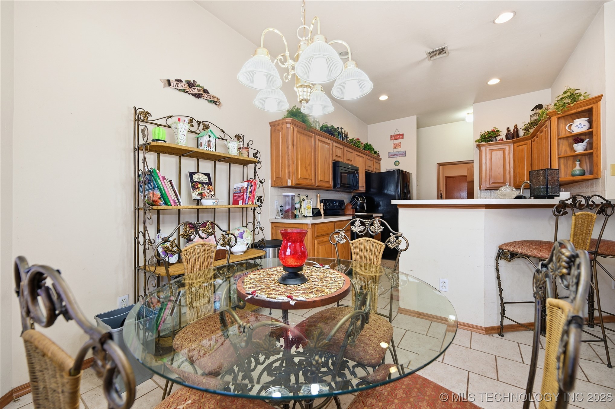 10513 Admiral Drive Property Photo 18