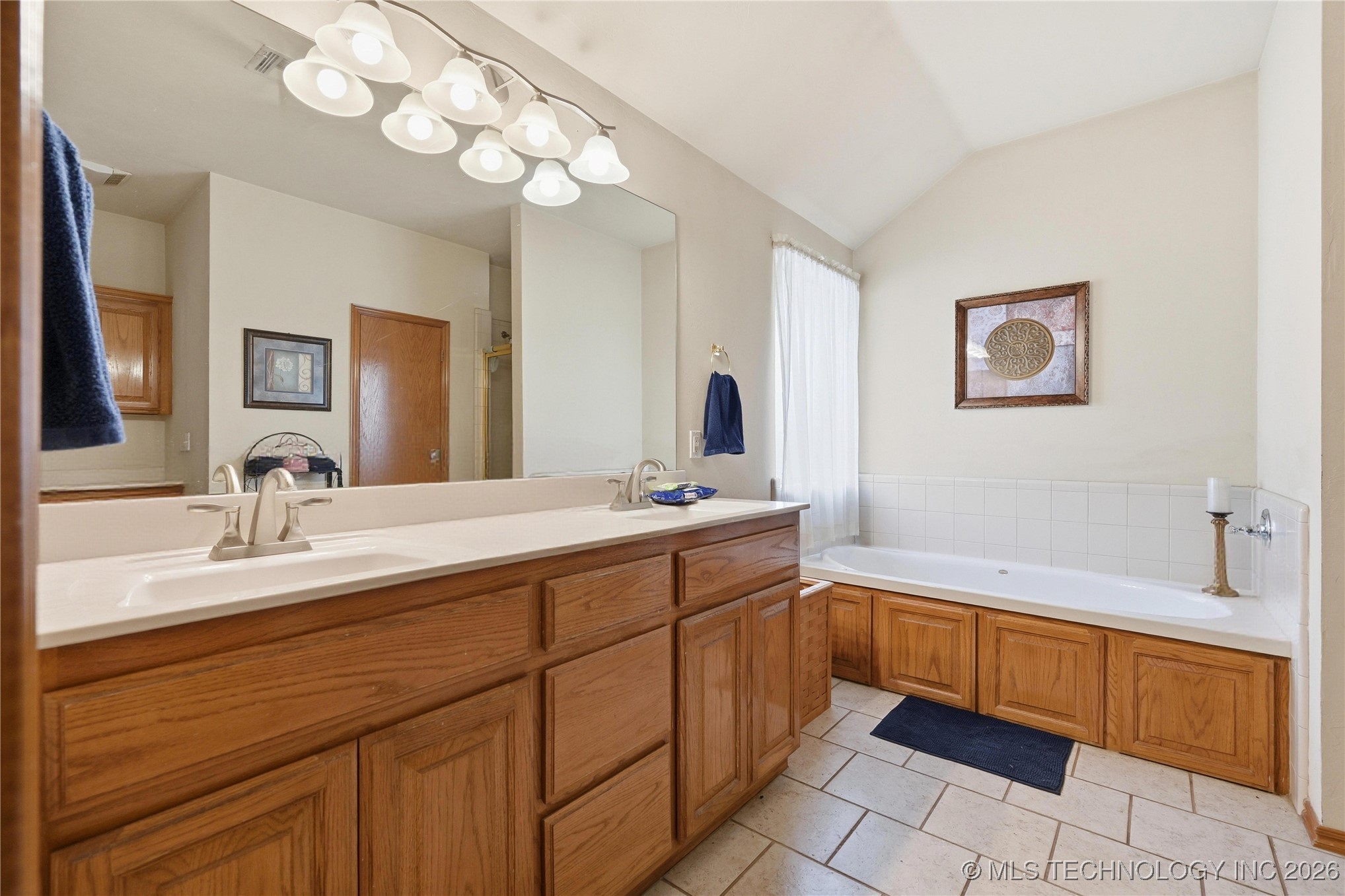 10513 Admiral Drive Property Photo 22