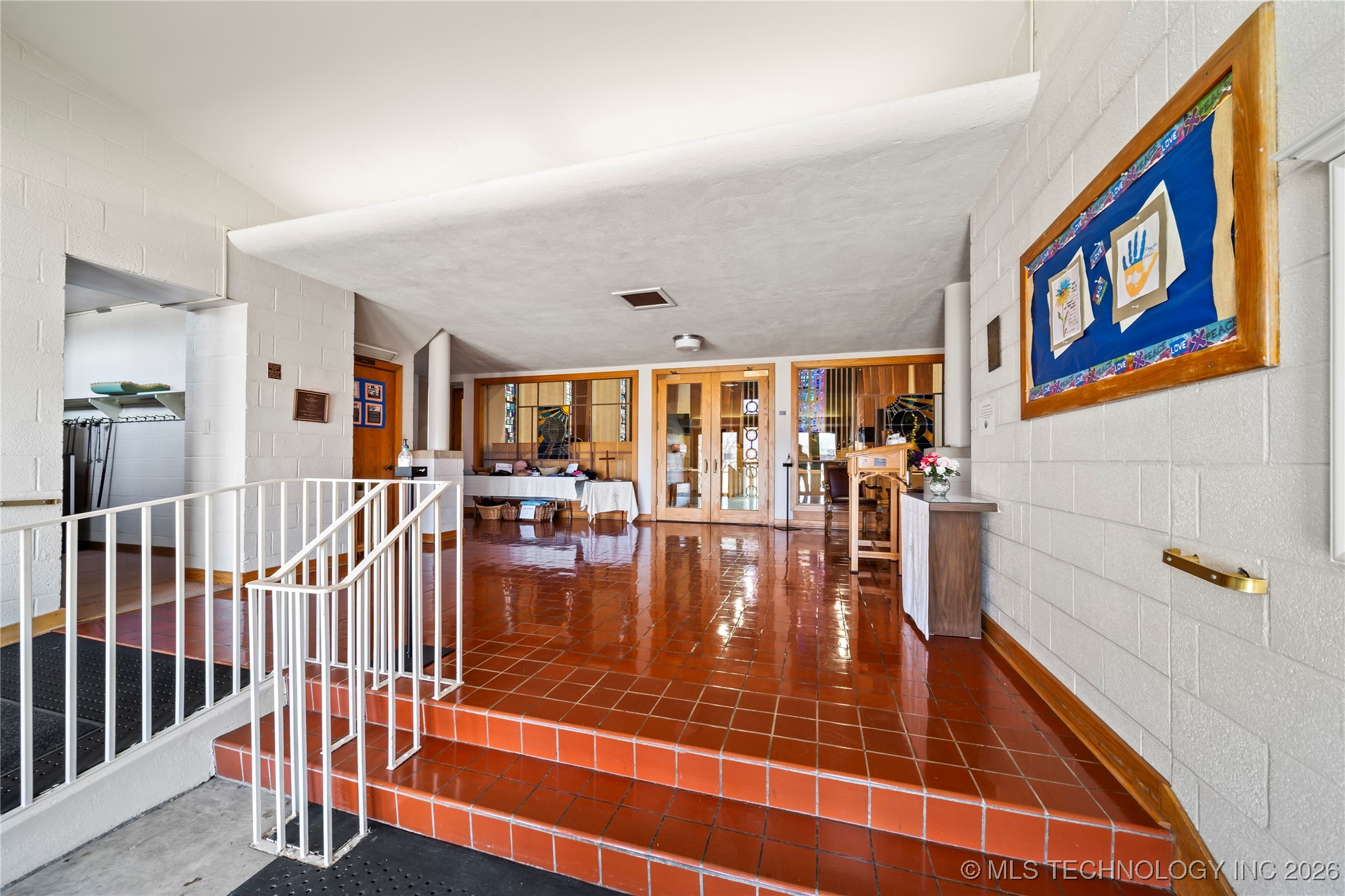 1505 E Grand Avenue Property Photo 19