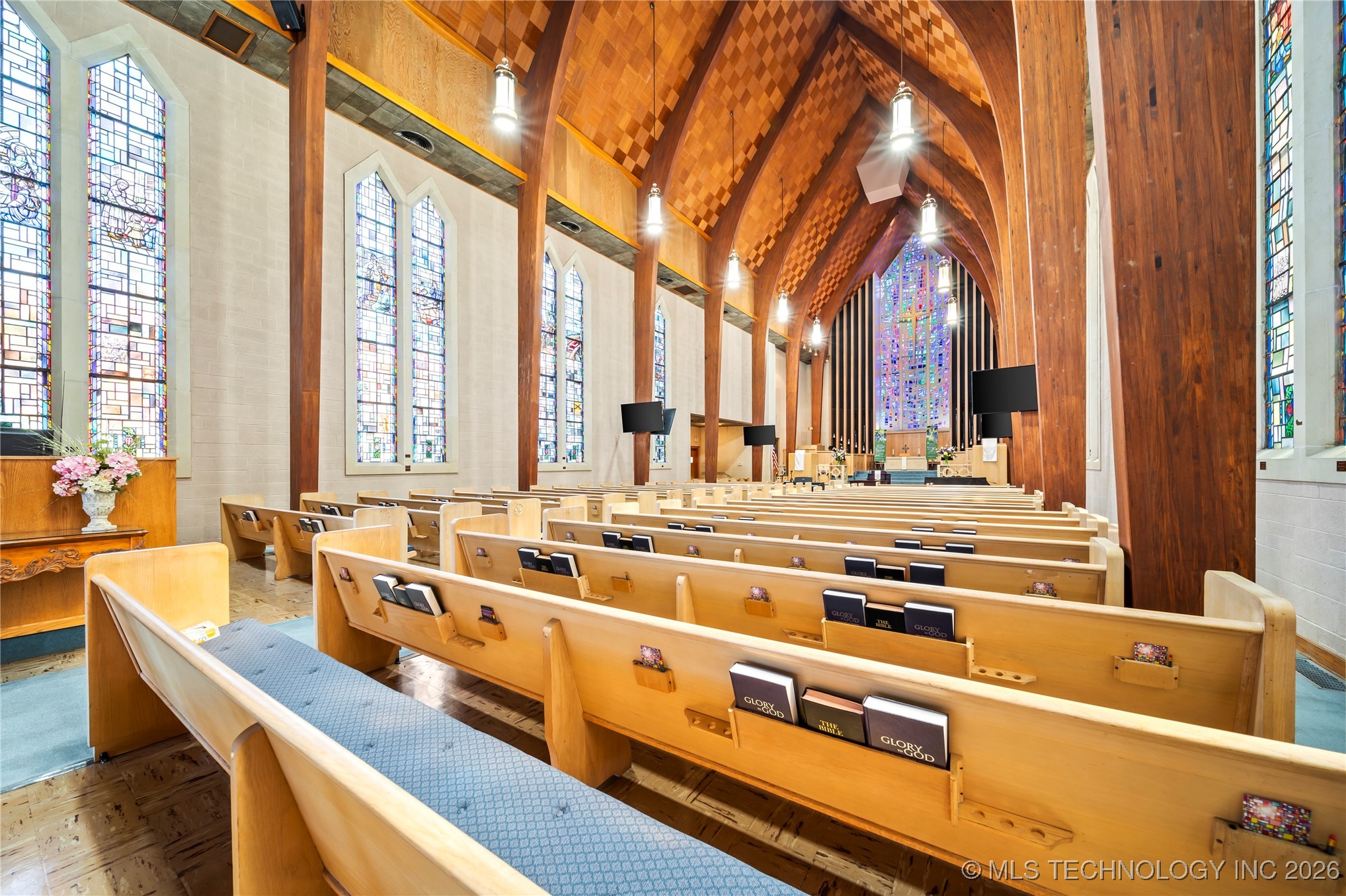 1505 E Grand Avenue Property Photo 22