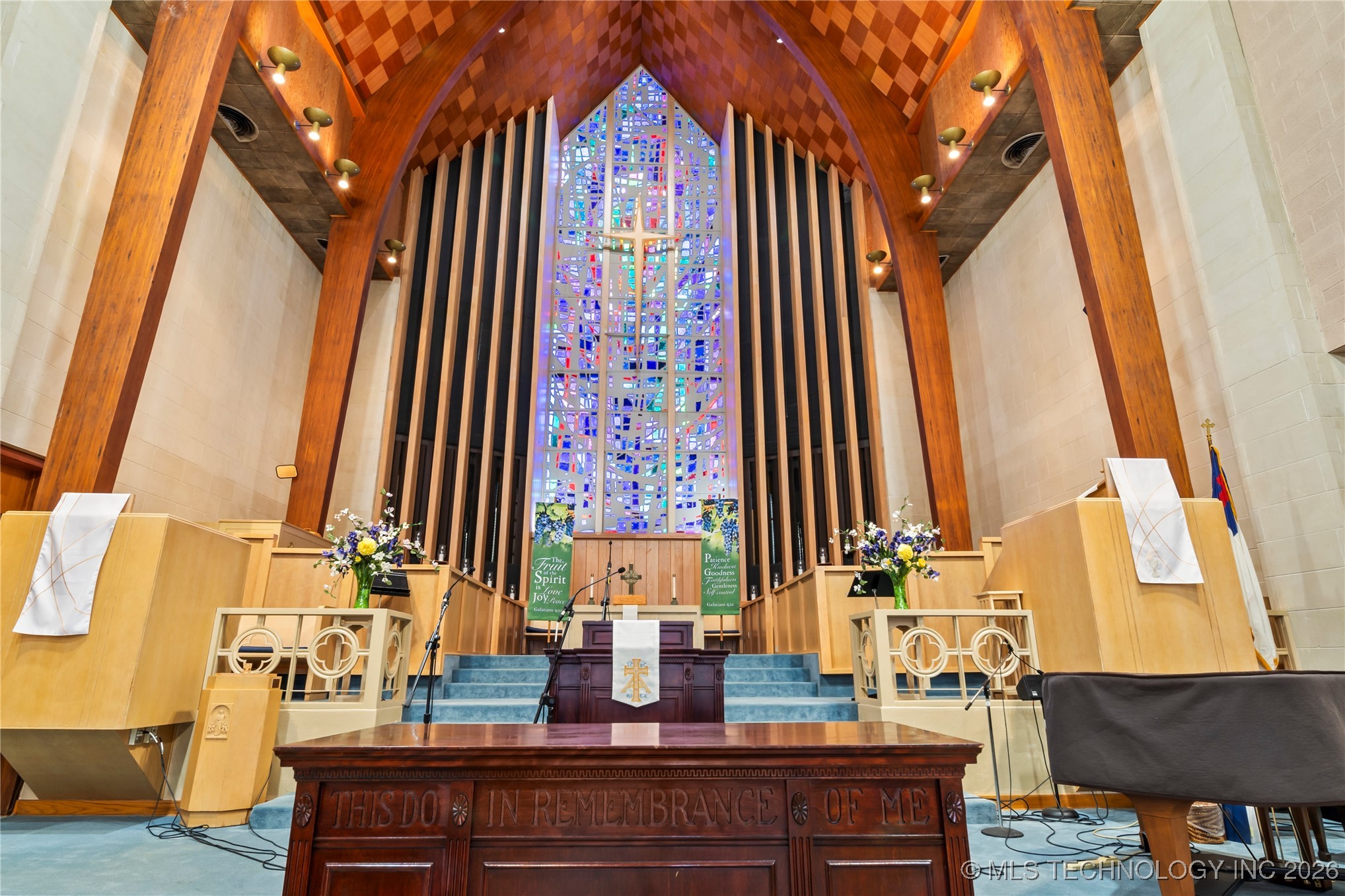 1505 E Grand Avenue Property Photo 25