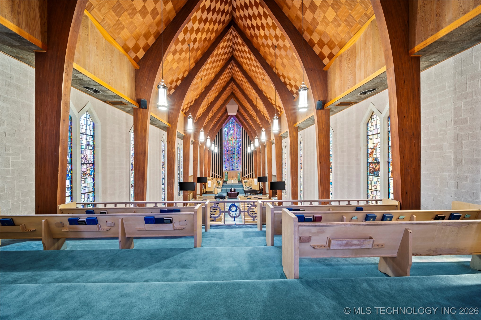 1505 E Grand Avenue Property Photo 32