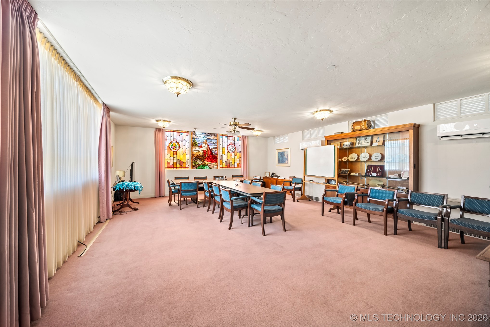 1505 E Grand Avenue Property Photo 34