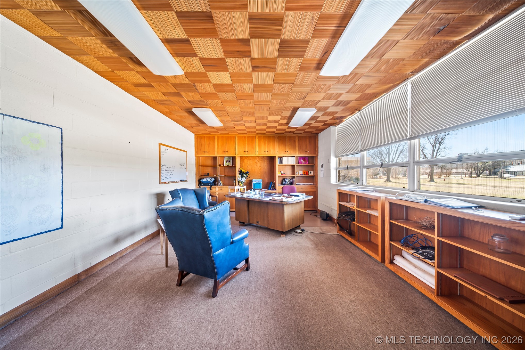 1505 E Grand Avenue Property Photo 37