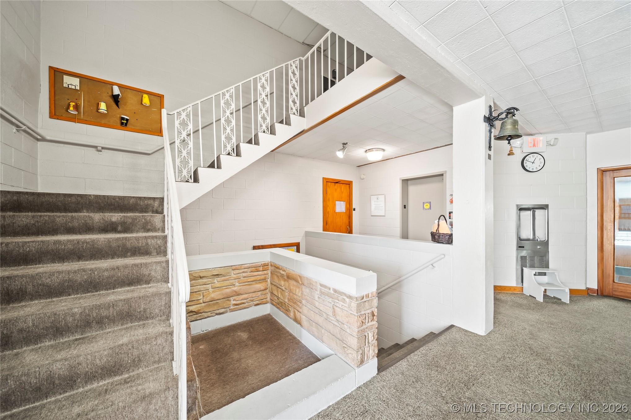 1505 E Grand Avenue Property Photo 42