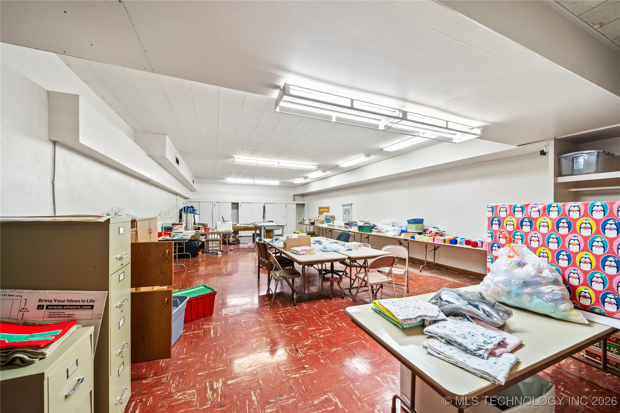 1505 E Grand Avenue Property Photo 52