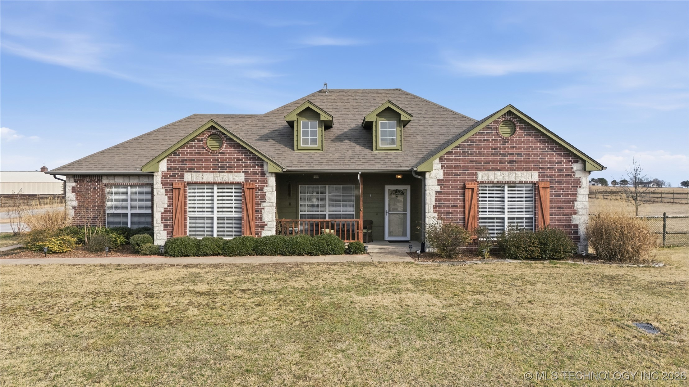 18435 N Jamestown Avenue Property Photo 1