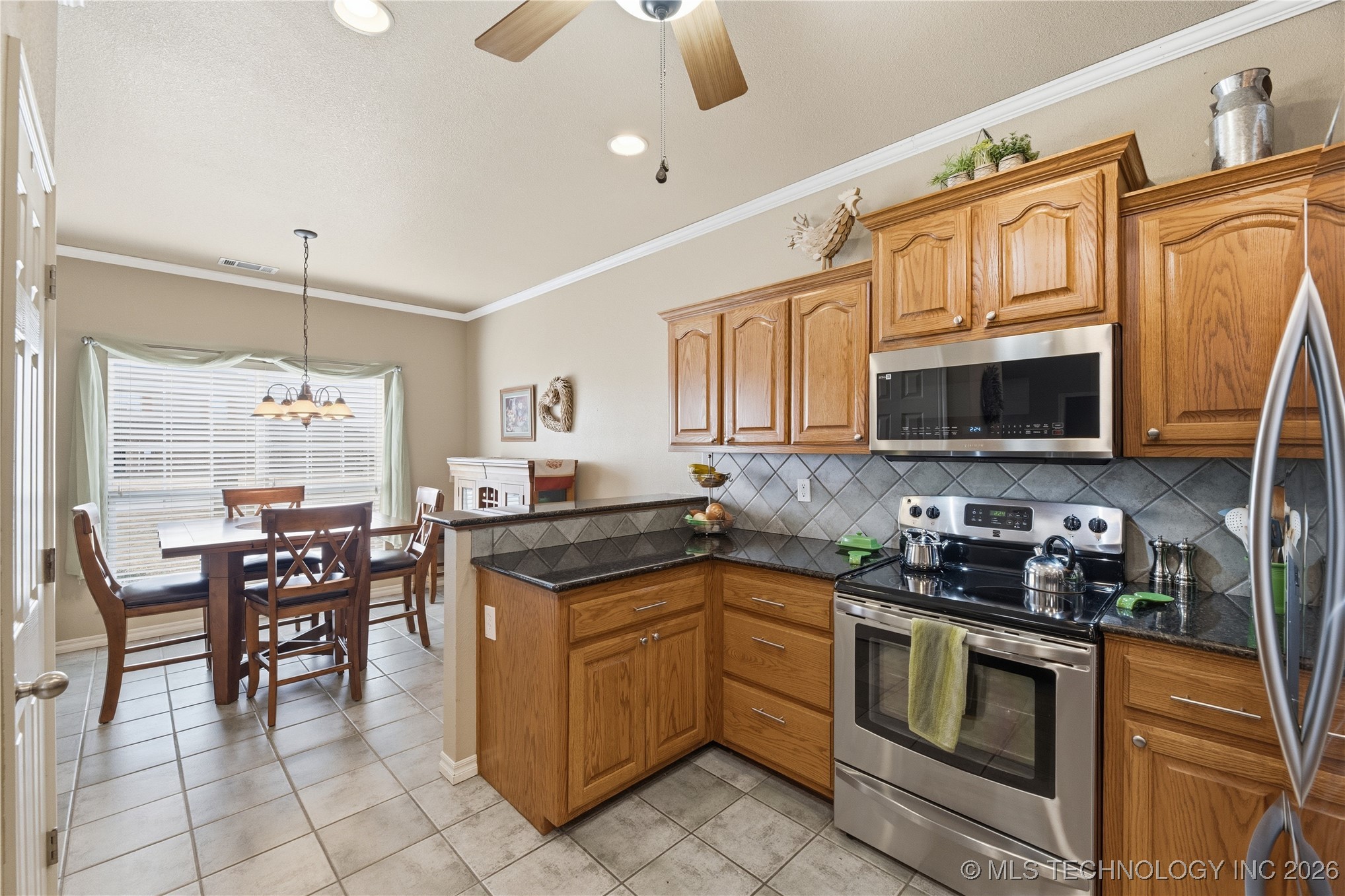 18435 N Jamestown Avenue Property Photo 10