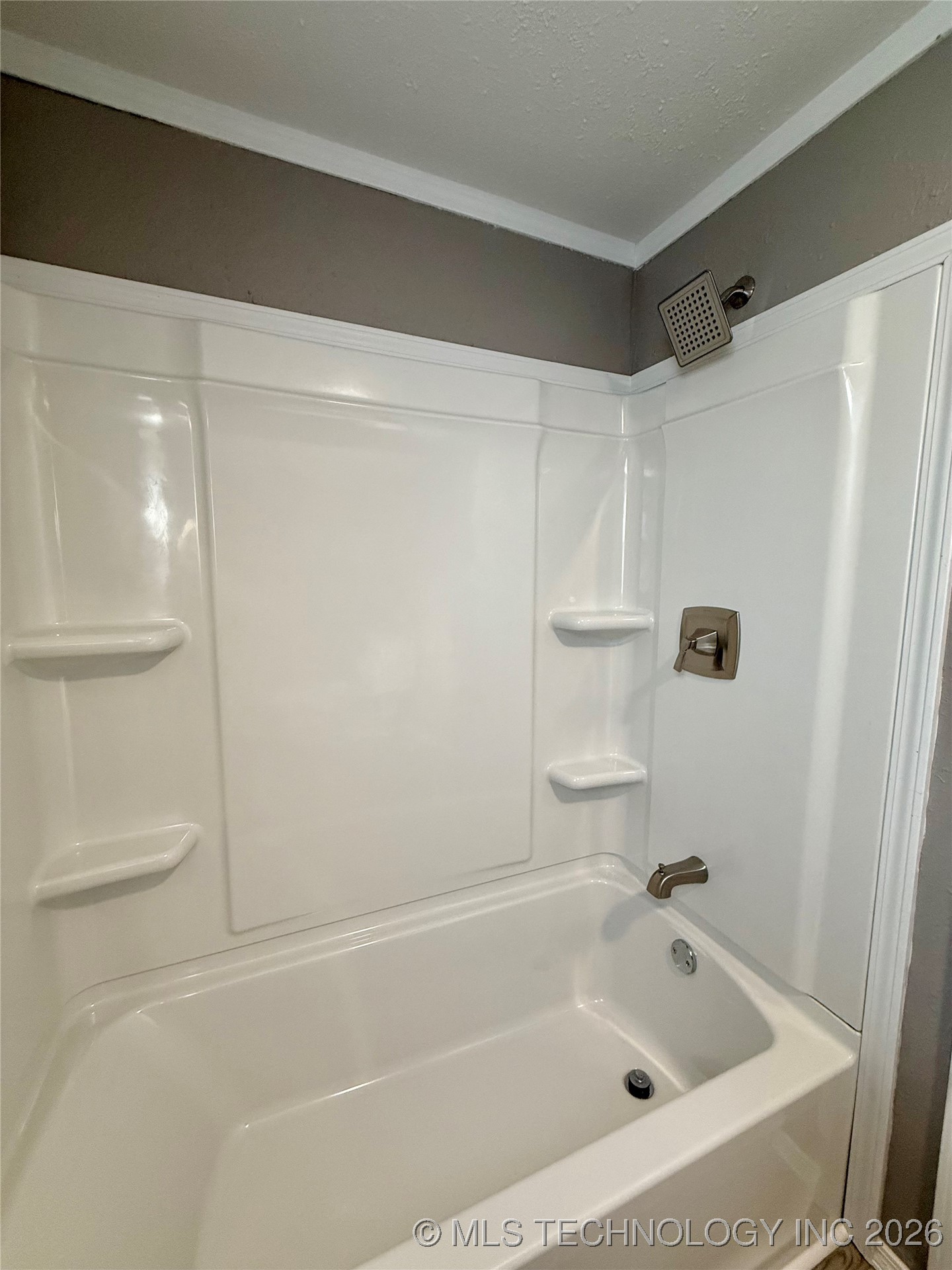 204 N Garrison Avenue Property Photo 17