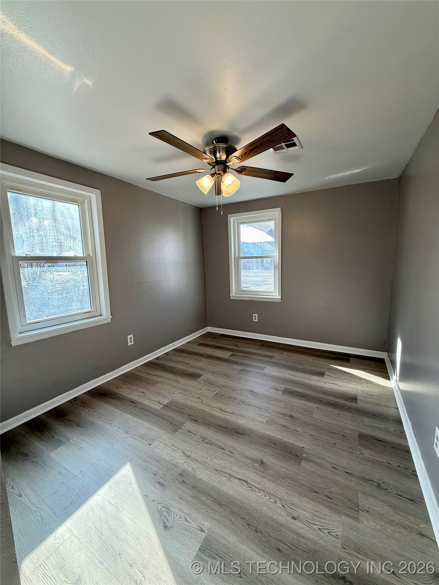 204 N Garrison Avenue Property Photo 18