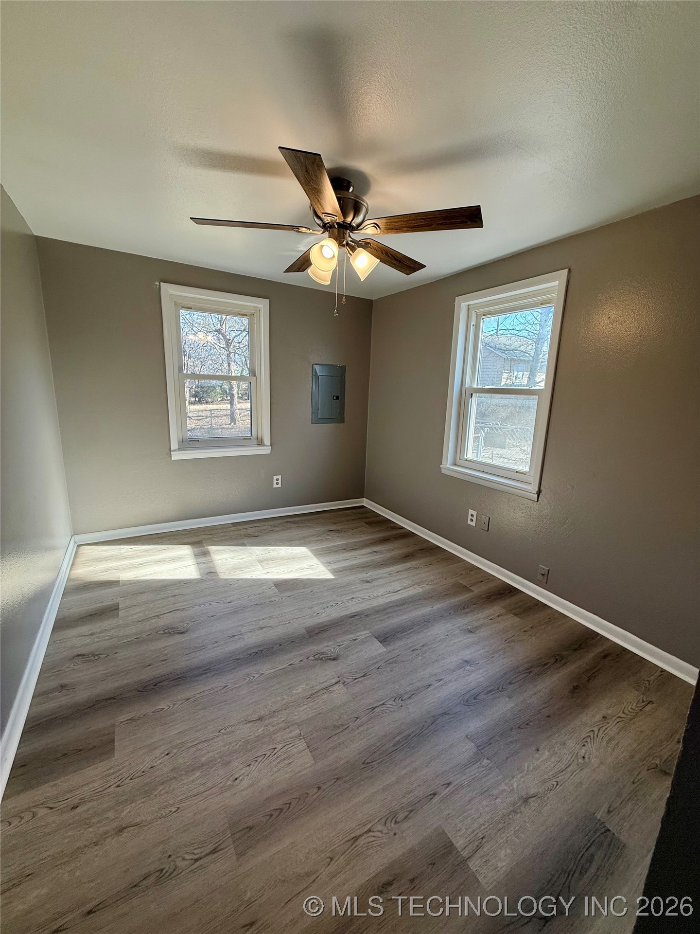 204 N Garrison Avenue Property Photo 19