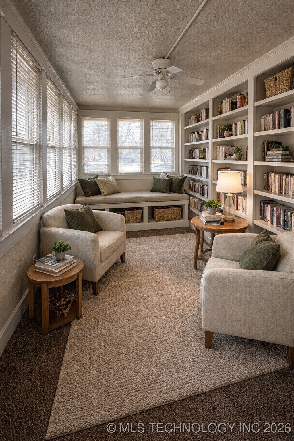 712 S Mcquarrie Avenue Property Photo 20