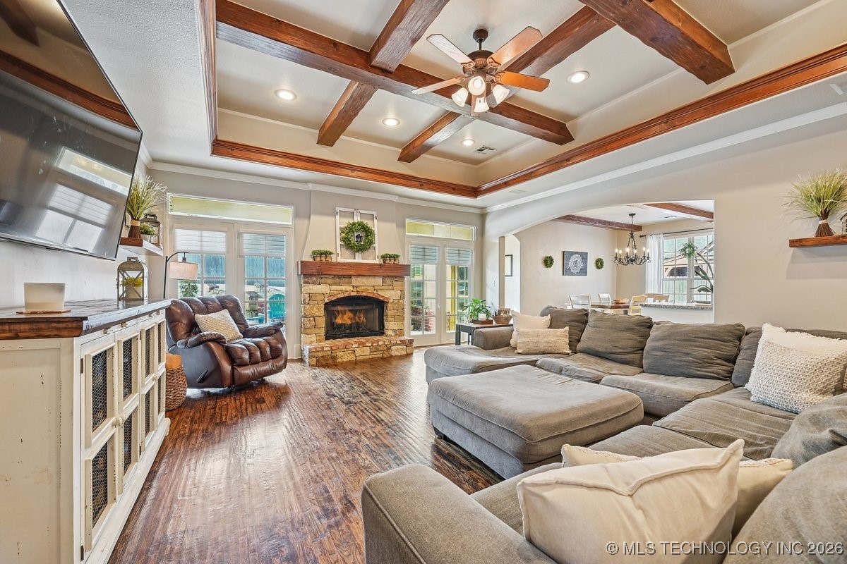 10612 S 91st East Avenue Property Photo 9