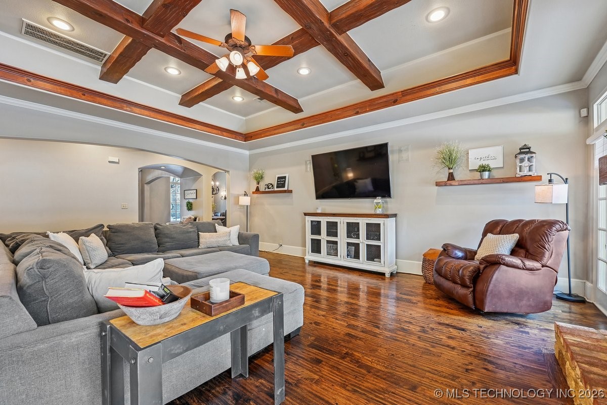 10612 S 91st East Avenue Property Photo 11