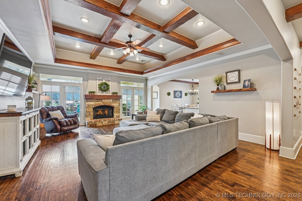 10612 S 91st East Avenue Property Photo 16