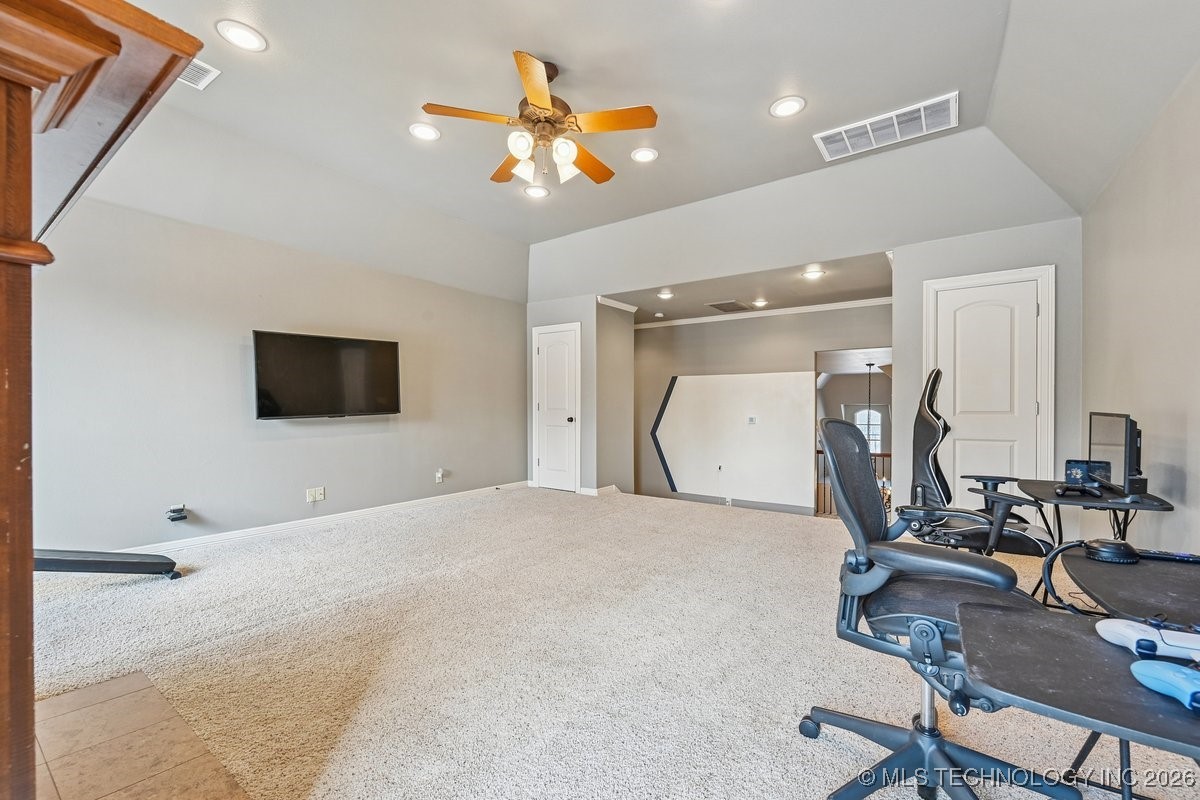 10612 S 91st East Avenue Property Photo 48