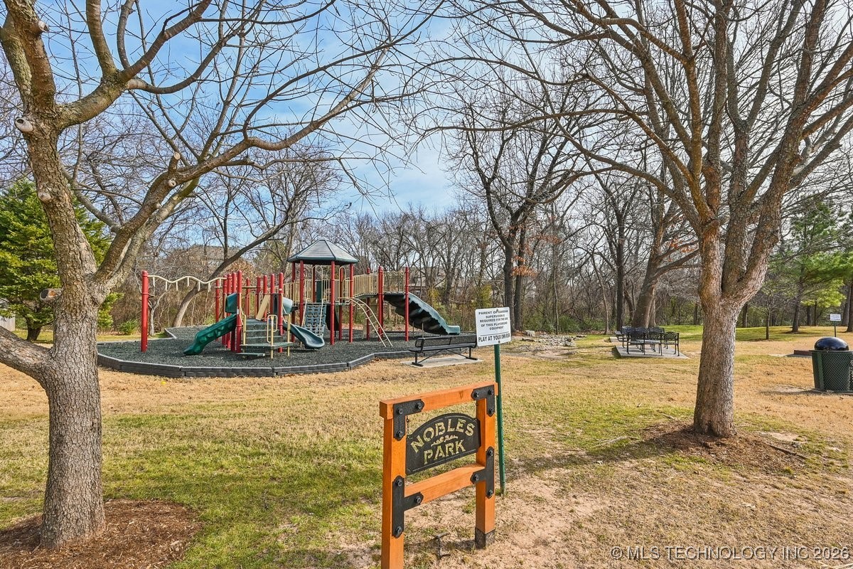 10612 S 91st East Avenue Property Photo 66