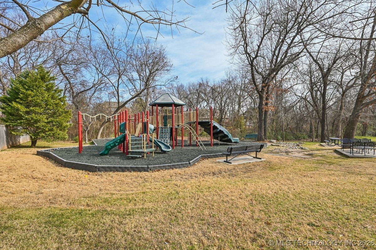 10612 S 91st East Avenue Property Photo 67