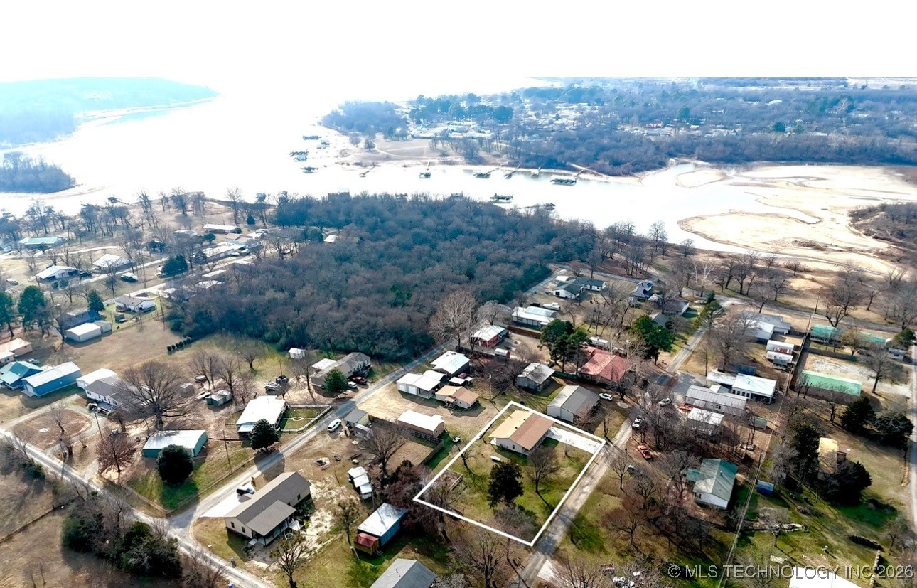 419124 E 1144 Road Property Photo 2