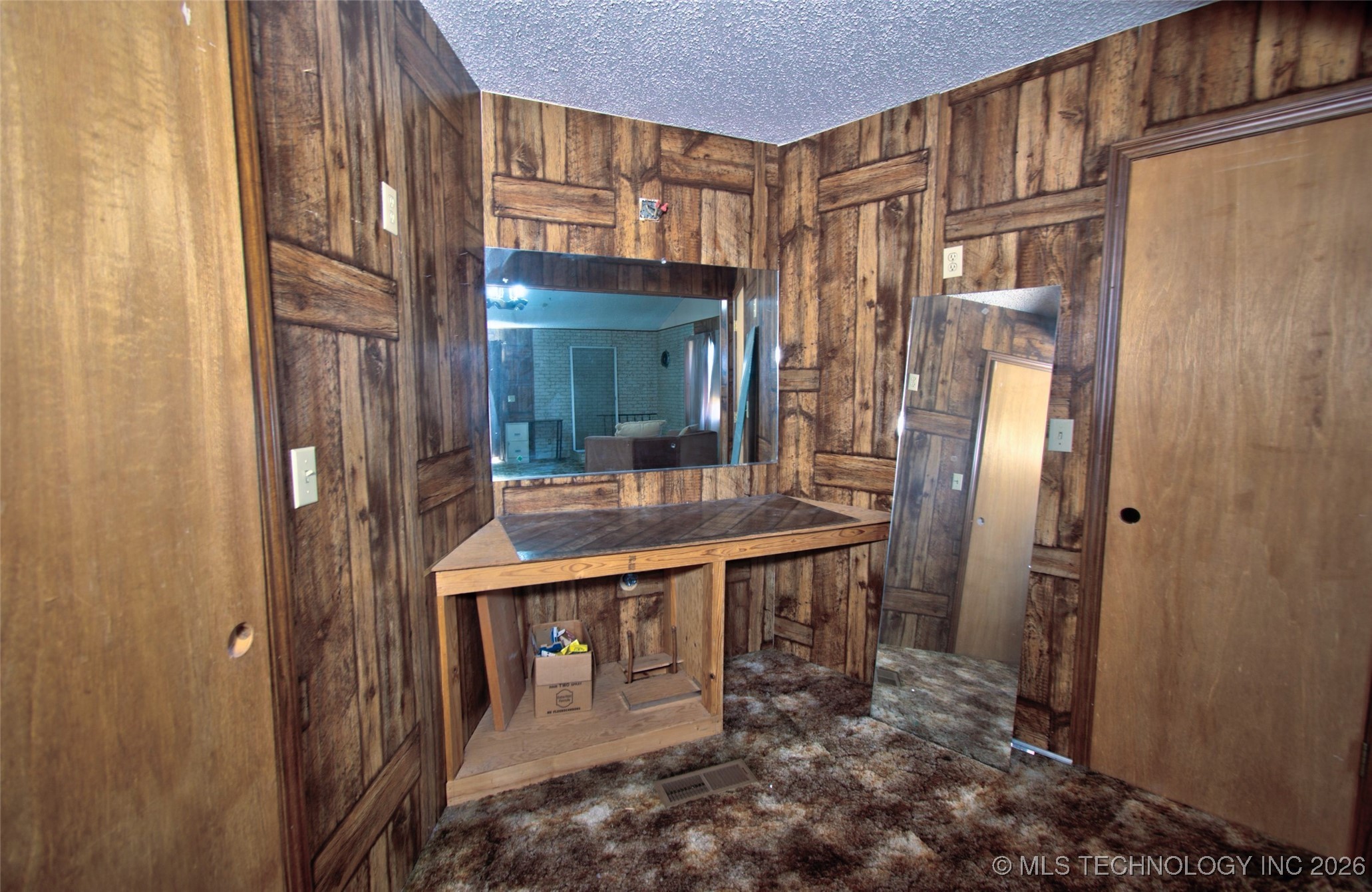 1234 S 31st Street W Property Photo 15