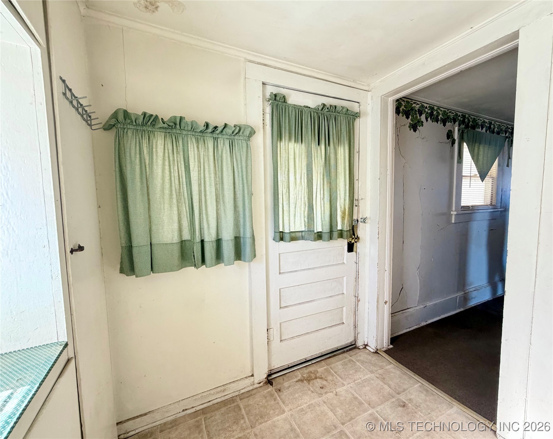 409 S Bristow Avenue Property Photo 18