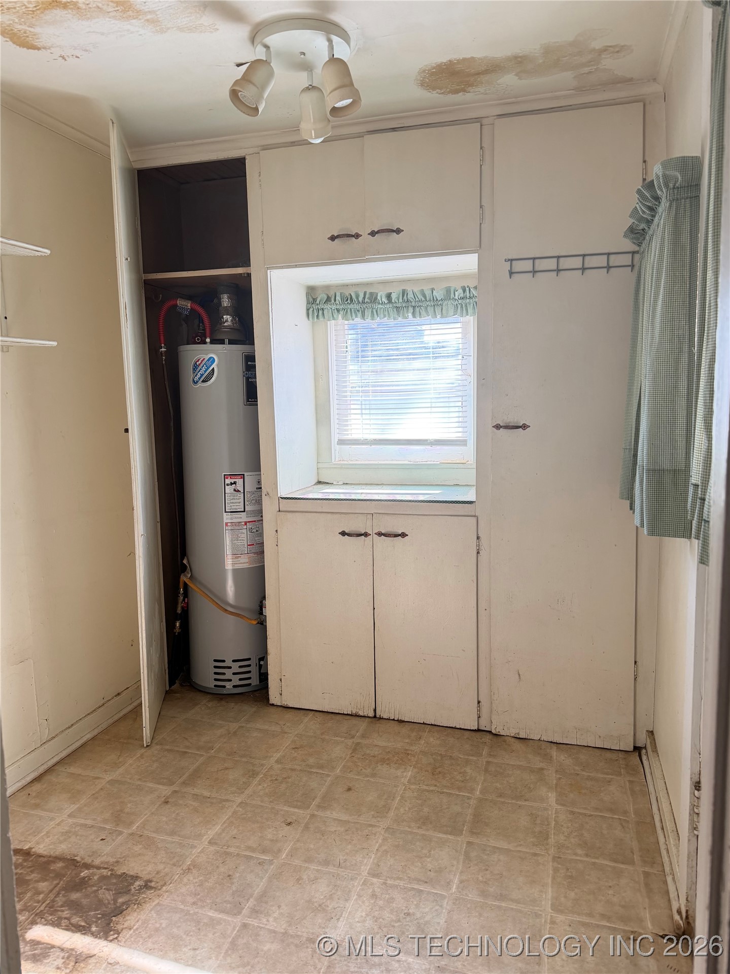 409 S Bristow Avenue Property Photo 19