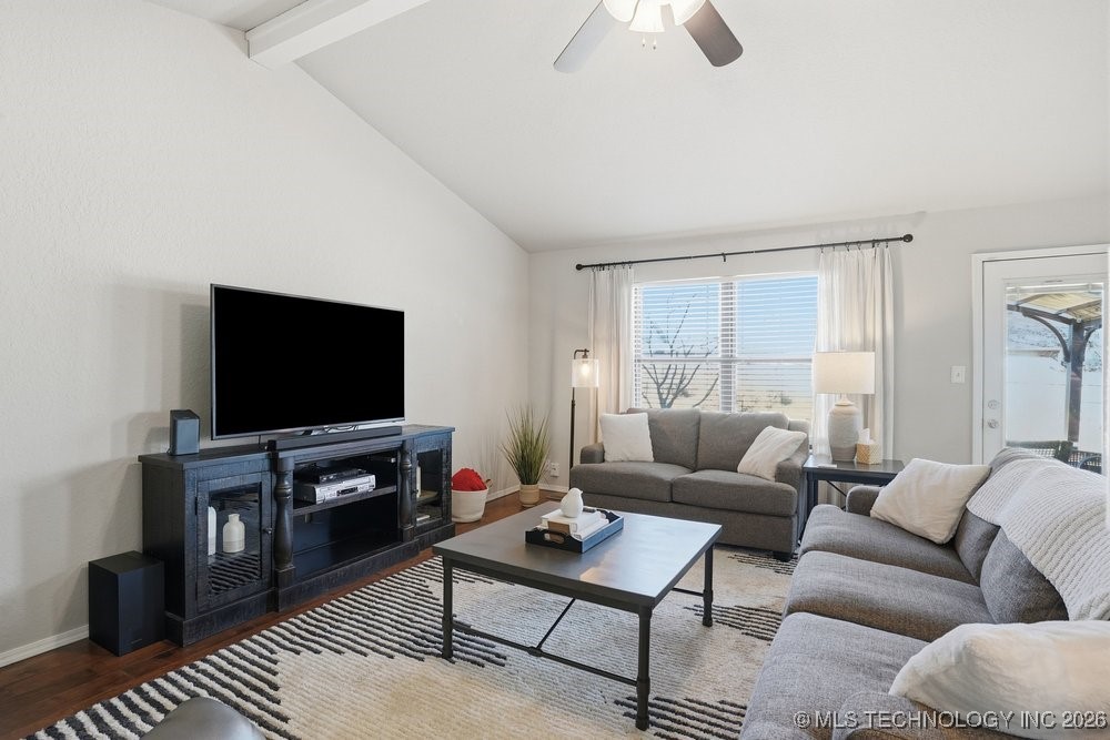 1913 Glendale Road Property Photo 5